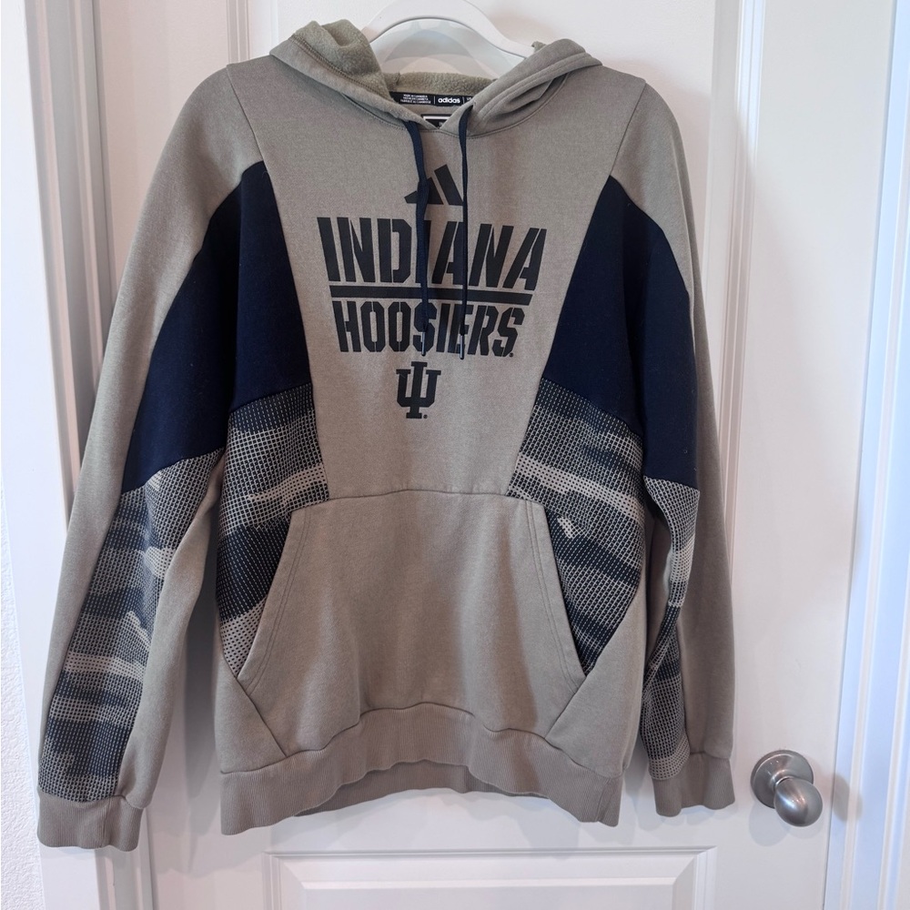 adidas Indiana Hoosiers Gray Hoodie Men’s Medium